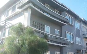 Buddies Charm Apt - Self Catering